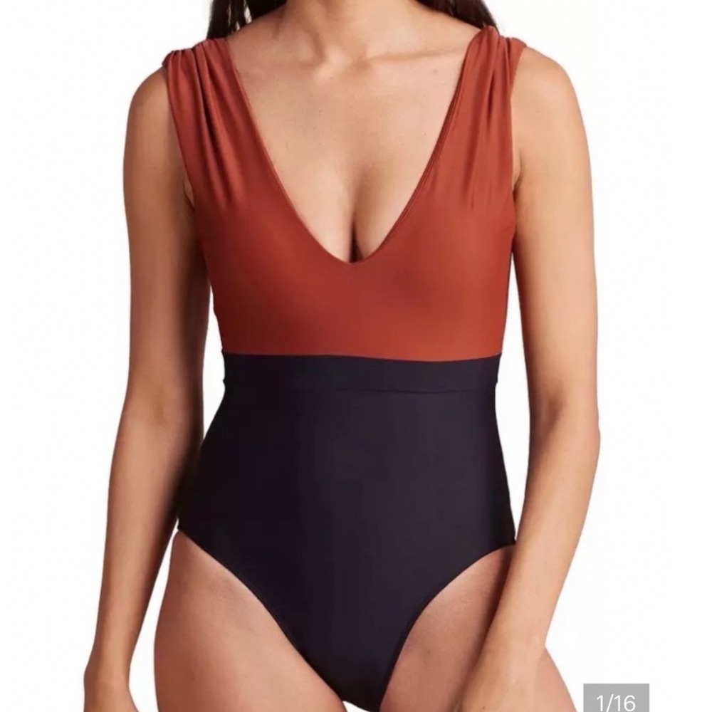 Summersalt The Ruched Backflip One Piece Swimsuit Amber Sea Urchin 6 NEW